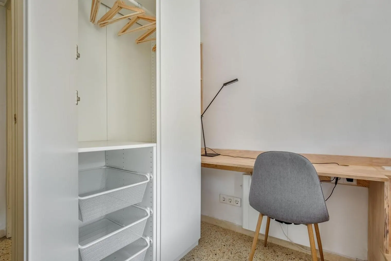 Apartmán Poble Sec 3Br W Balcony Mountain Views Bcn-109 Barcelona