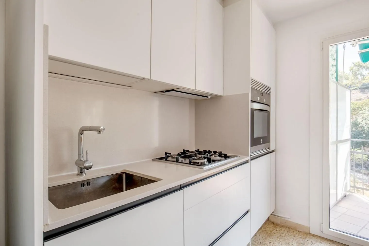 Apartmán Poble Sec 3Br W Balcony Mountain Views Bcn-109 Barcelona